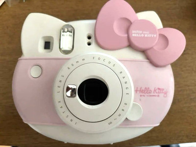 Fujifilm Instax Mini Hello Kitty analoge Sofortbildkamera pink getestet funkt...