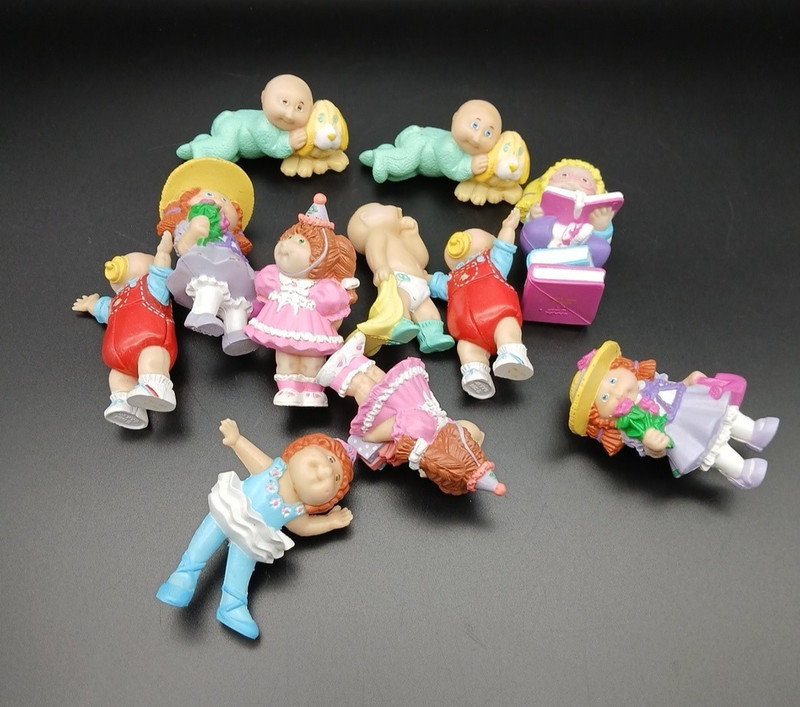 LOT Vintage 1984 Cabbage Patch Kids Doll Toys Plastic Figures Made in Hong Kong