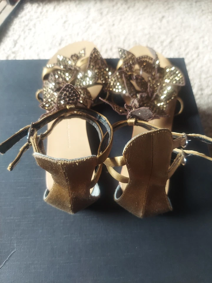 Sandalias GIUSEPPE ZANOTTI OLIVA CRISTAL SATINADO ADORNADO GLADIADOR 37 $1025 Foto 4 de 4