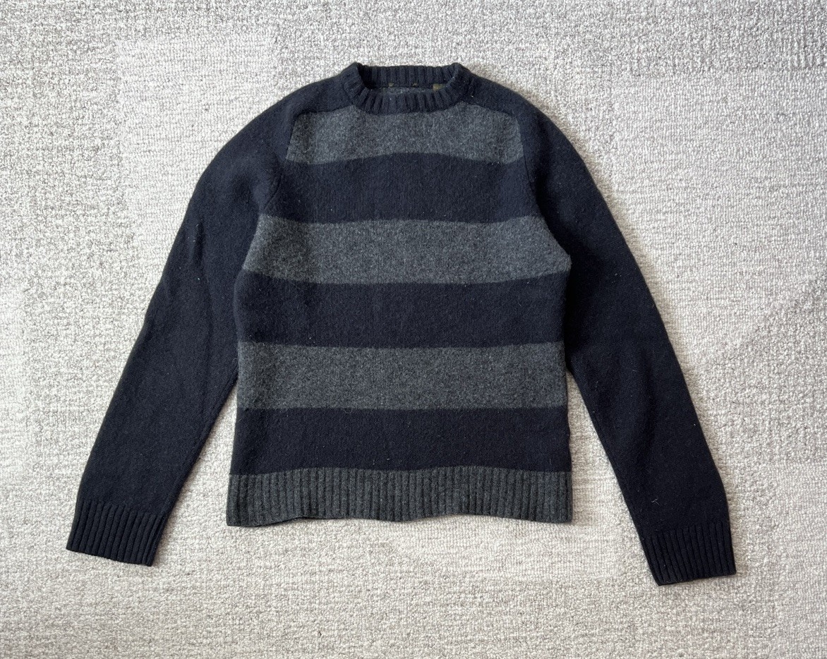Timberland Pullover Sweater Size M / L 100% Lambs Wool Grey And Black Striped