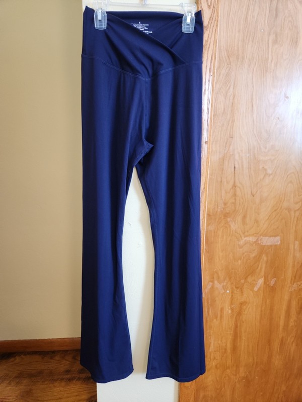Women's size S navy straight leg high rise yoga pants with v-front waist