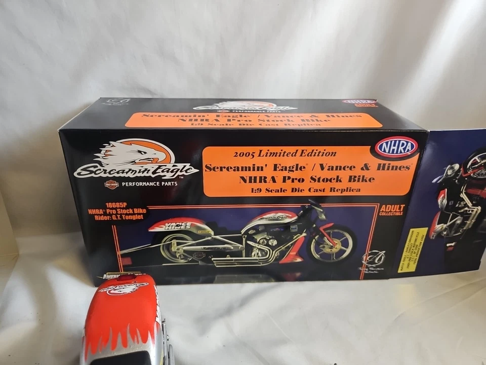 G T Tungler Screamin Eagle Vance & Hines NHRA Pro Stock Bike 1:9 Die Cast #BBYC - Image 3 of 4