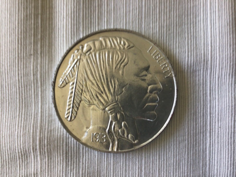 Vintage 1913 Indian Head Buffalo Oversized 3 in. Souvenir Nickel Plastic Coin