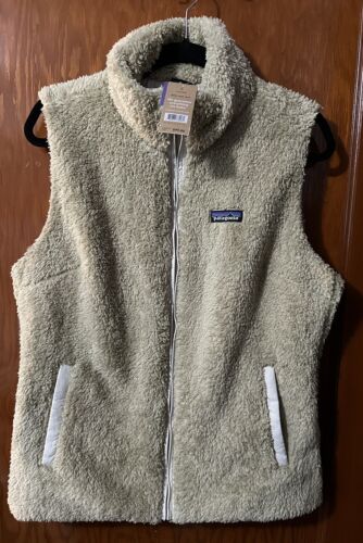 NWT Patagonia Los Gatos Fleece Vest XL L Khaki Sherpa Slim Fit Warm Fuzzy Cute! - Picture 1 of 9