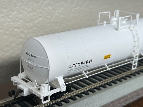 AMOCO CHEMICAL Co 28500 TANK CAR ETCHED METAL HO SCALE NEW - Picture 7 of 15