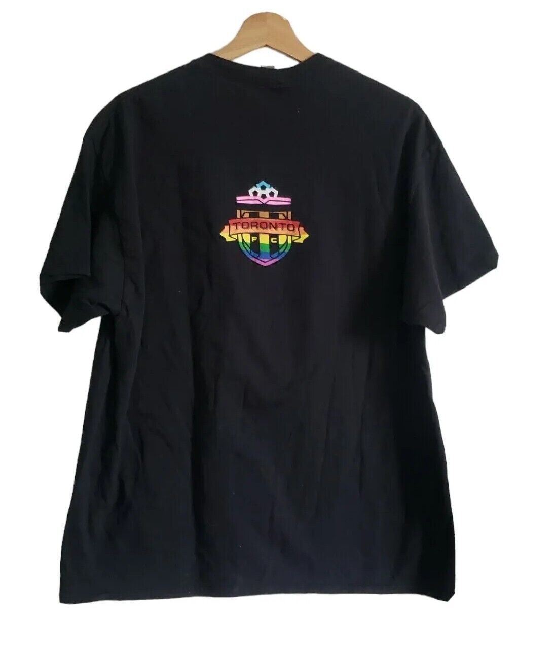 Toronto FC T Shirt Soccer Love All Hate None BMO Rainbow Pride LGBTQ Size XL