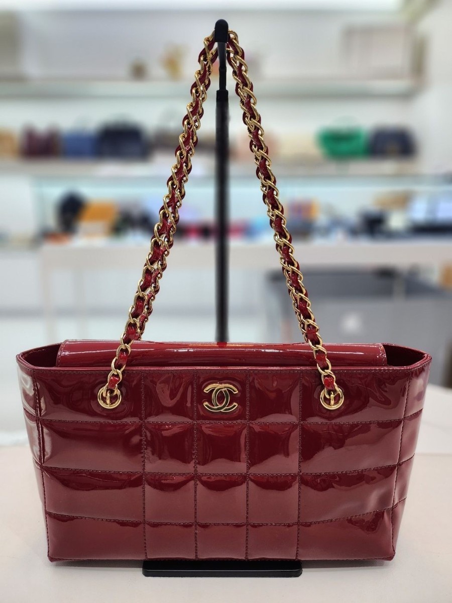 CHANEL Patent Vintage Chocolate Bar Flap Gold Chain CC Shoulder
