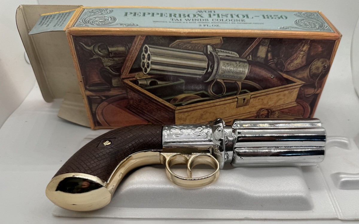 Avon Pepperbox Pistol 1850 Tai Winds Cologne Decanter - 3 fl oz