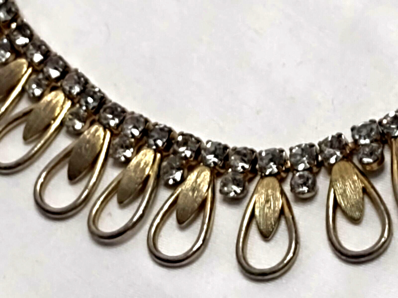 VTG Gold Tone Signed SC Sarah Coventry Necklace Chan-Di-Lites 1966 Rhinestones