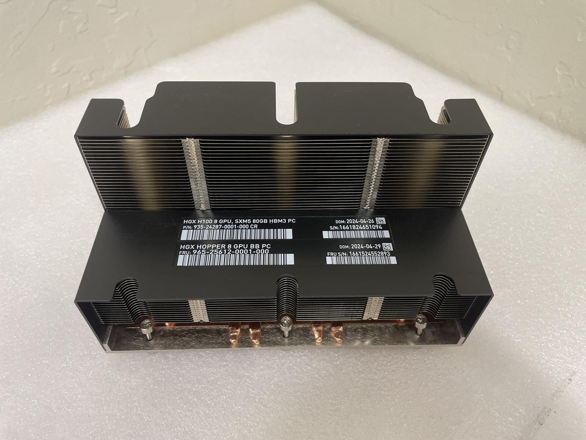 SUPERMICRO 935-24287-0001-000 HGX H100 8 GPU SXM5 80GB HBM3 PC