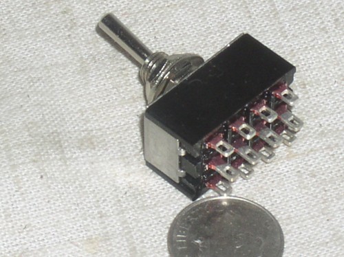 NEW MINI TRAIN TOGGLE 4PDT 4P2T ON-ON 4 POLE MULTI POLE SWITCH 125 V 6 AMPS USA - Picture 3 of 10