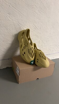 yeezy foam runner sulfur size 12