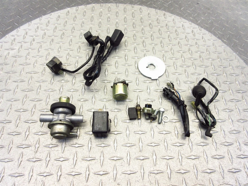 93-06 Kawasaki ZG1000 1998 Concours Sensor OEM Lote Relé Electroválvula Interruptor Foto 2 de 4