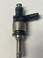 One, OEM Fuel Injector for 2011-15 Kia Sorento 2.4L 35310-2G710