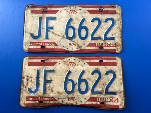 ORIGINAL passende 1976 Illinois Nummernschilder Tags Set Bicentennial Patriotic - Bild 1 von 2