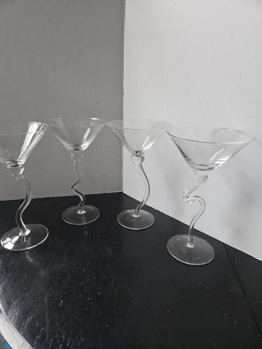 Squiggly Wiggley Martini Cosmopolitan Stemmed Mid-Century Modern Set Of 4 - Afbeelding 2 van 21