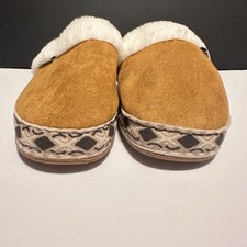 Born Slippers Vegan Fur Scuff Women Size US 7-8 EU 39 Vegan Suede Comfort New