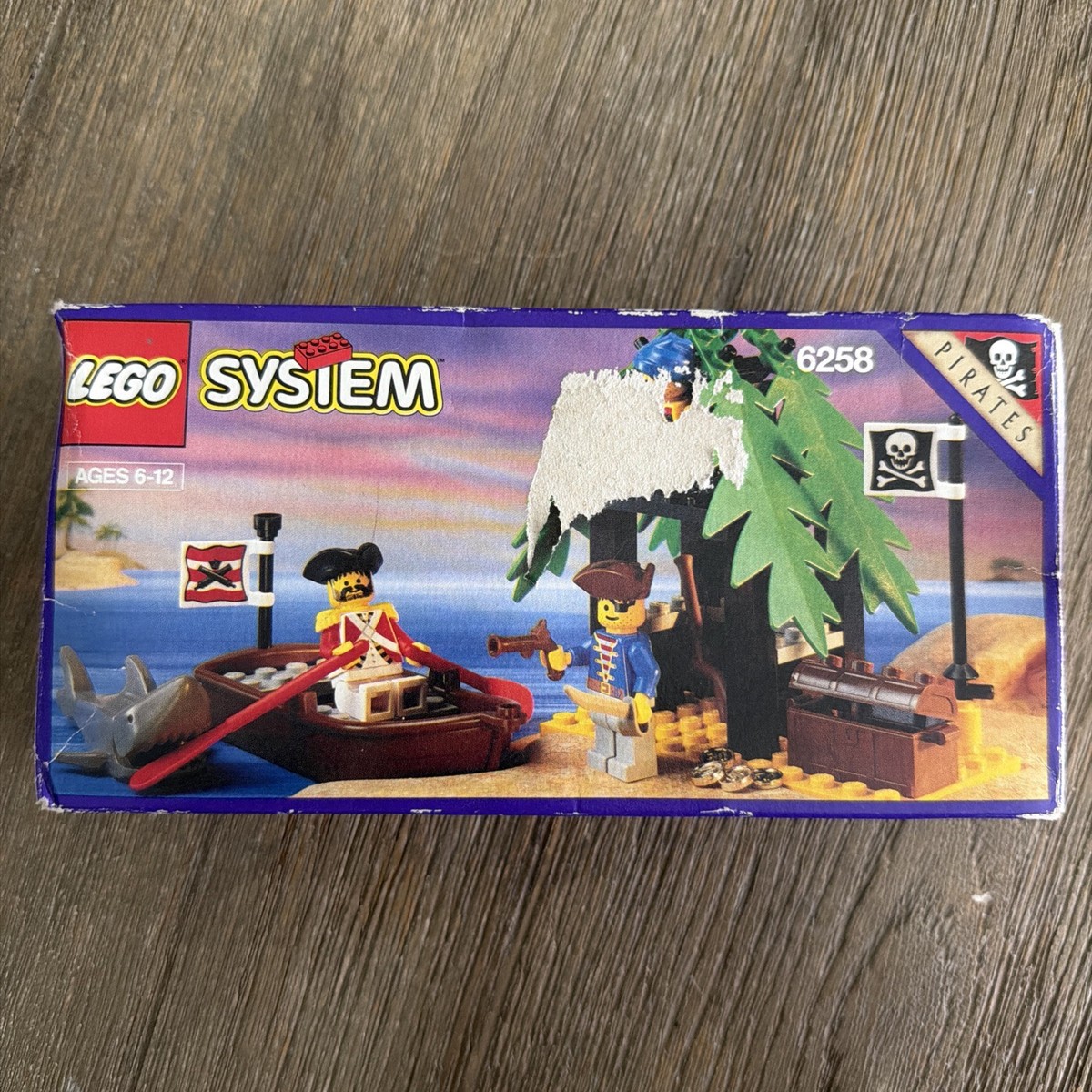 LEGO Pirates: Smuggler