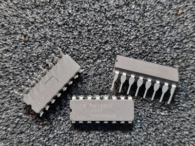 74F153DC | Fairchild | DIP16 | Multiplexer IC | NEW ORIGINAL |  5 pcs