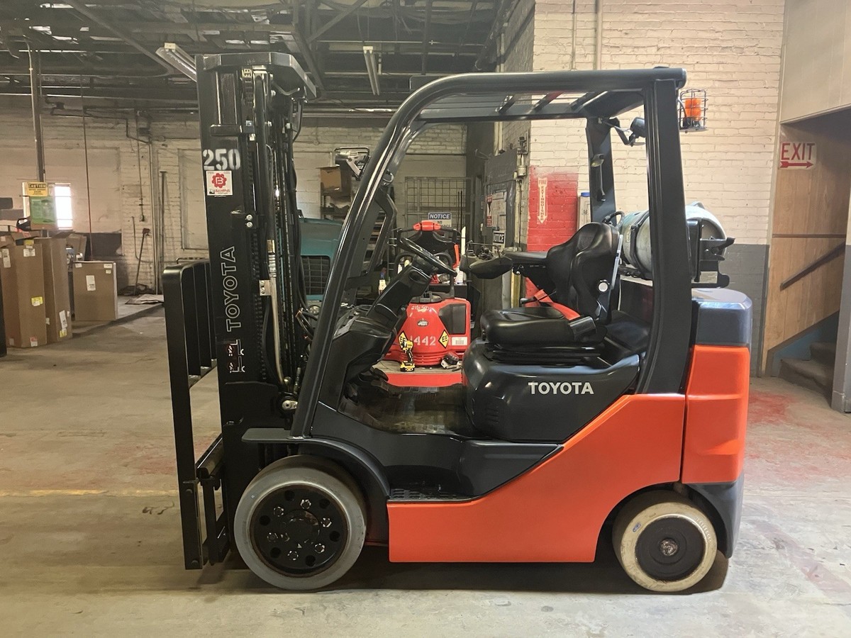 2021 Toyota 5000 LB Forklift With SS and Triple Mast | eBay
