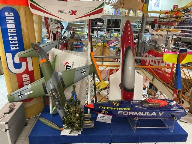 Tamiya   1:14 RC MAN TGX 18.540 (rot met.vorlack)  563332 LKW Bausatz - Bild 3 von 4