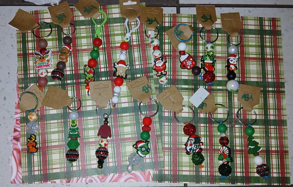 Llavero Navidad Silicona Cuentas - Llavero Muñequera Vacacional Foto 2 de 3