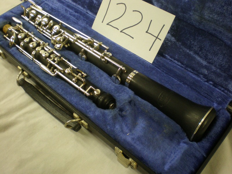 Linton Oboe Used with good case. Just been worked on.