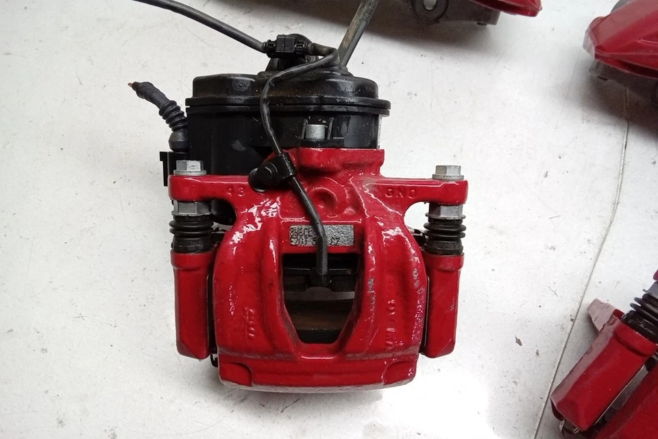 Juego de 4 pinzas delanteras y traseras OEM 22 2022 AUDI S4 AKEBONO Foto 4 de 4