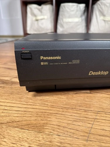 Professional S-VHS Recorder - Thumbnail 3