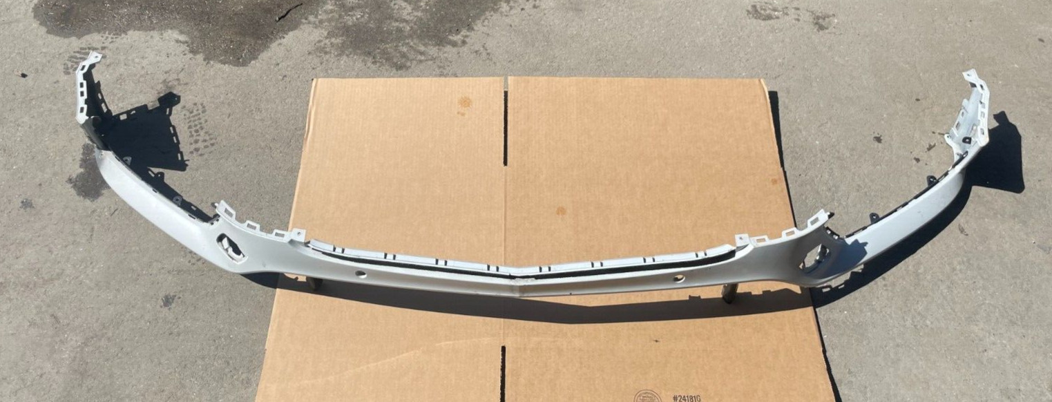 OEM 2016 2017 2018 2019 BENTLEY BENTAYGA FRONT BUMPER COVER 36A807437