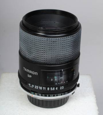 TAMRON SP 90MM F/2.5 MACRO LENS W HOOD & CAPS MINOLTA ADPTAL MOUNT CLEAN GLASS