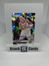 2024 Panini Prizm WNBA Brionna Jones Cracked Ice Prizm #27 Connecticut Sun