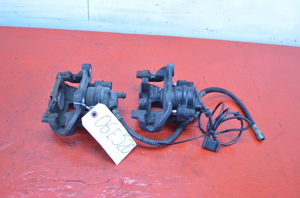 03-09 JUEGO PINZAS FRENO TRASERO IZQUIERDO/DERECHO MERCEDES-BENZ W211 E320 OEM Foto 3 de 4