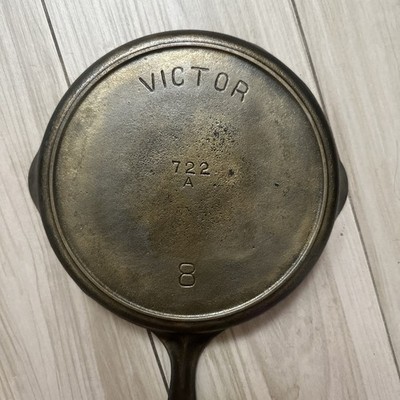 Griswold Victor #8 Cast Iron Skillet 722A Heat Ring Fully Restored Antique USA
