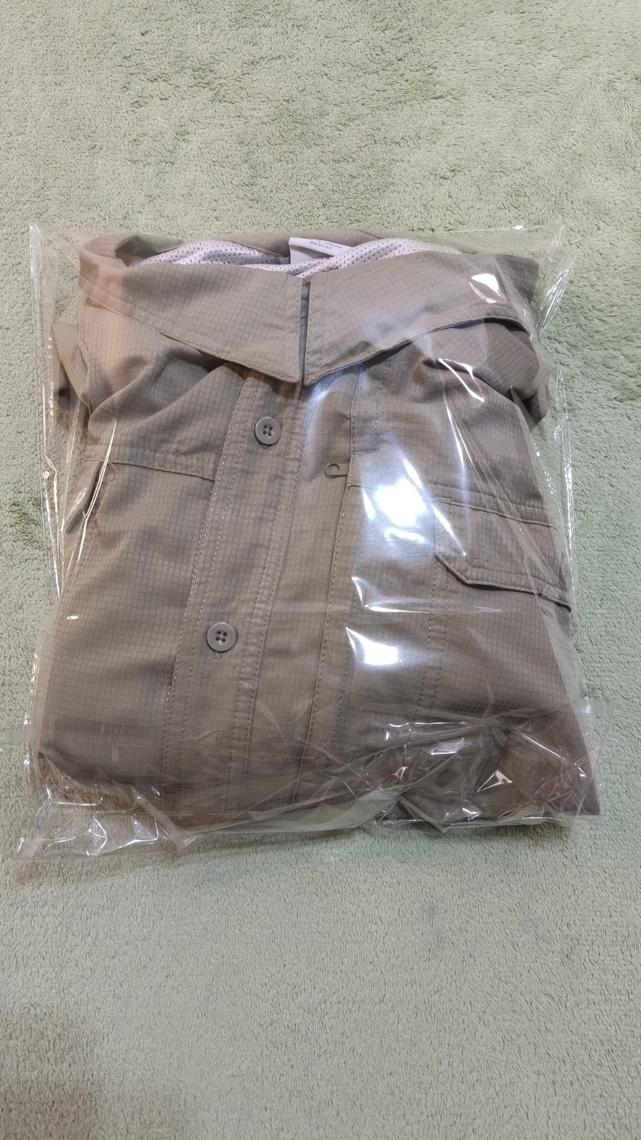 Hi-Tec Men's 2XL Shirt Tan Ripstop Vented Back Hiking Fishing Long Sleeve thumbnail 8