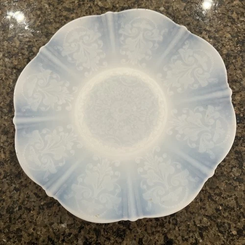Vintage MACBETH EVANS American Sweetheart MONAX White Opalescent PLATE 11"