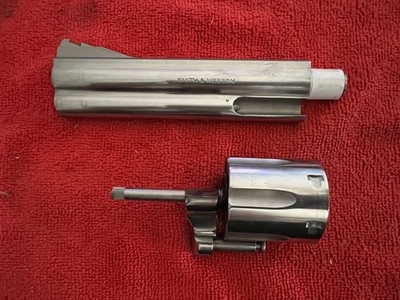 Smith & Wesson Model 686 .357 Magnum Stainless Six Inch Barrel & Cylinder