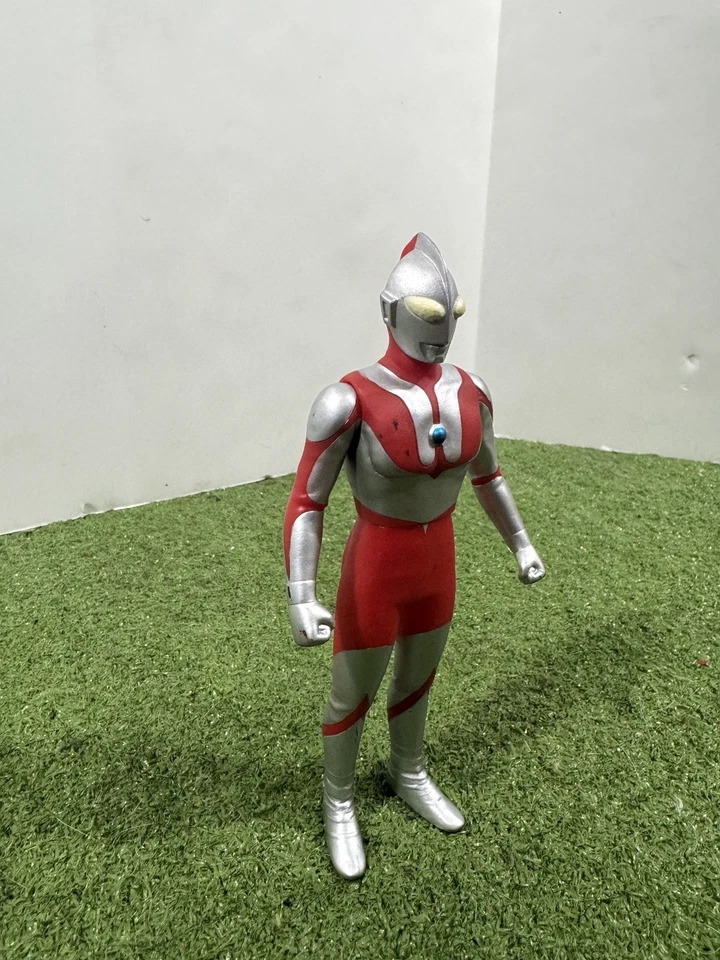 Figura de acción Bandai Ultraman 8 pulgadas rojo plata héroe Tokusatsu juguete de colección 2001 Foto 3 de 4