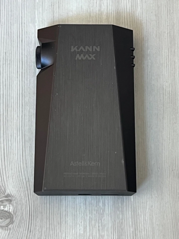 Astell & Kern KANN Max Reference DAP Digital Audio Player with Leather Case + More - Image 3 of 4