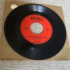 THE HEARTBEATS 45 RPM "A Thousand Miles Away" Hull 45-H-720 Original 1956 DooWop