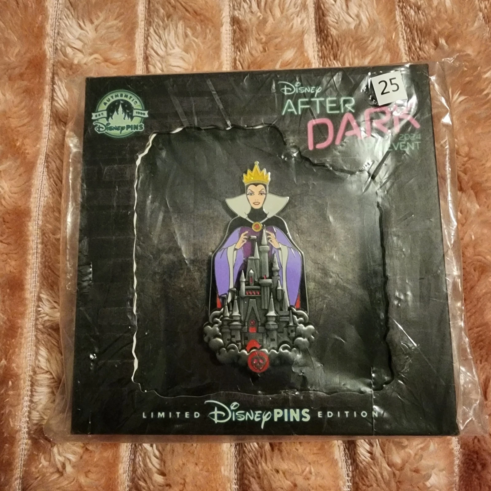 Disney After Dark Pin Villian The Evil Queen LE 500