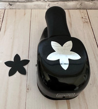 Stampin' Up - 5 PETAL FLOWER PUNCH - Large Whale Tail Punch Retired