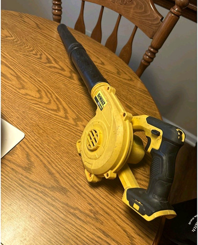 DEWALT DCE100 20V MAX Cordless Battery Handheld Leaf Blower Yellow/Black