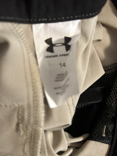 Under Armour Golf Shorts Boys Size 14 Chino Inseam Gray Heatgear - Picture 3 of 4