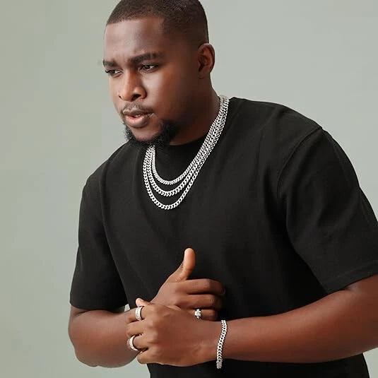 Collar de cadena de eslabones cubanos Miami de 6 mm de ancho corte redondo moissanita chapado en oro de 14 k Foto 4 de 4