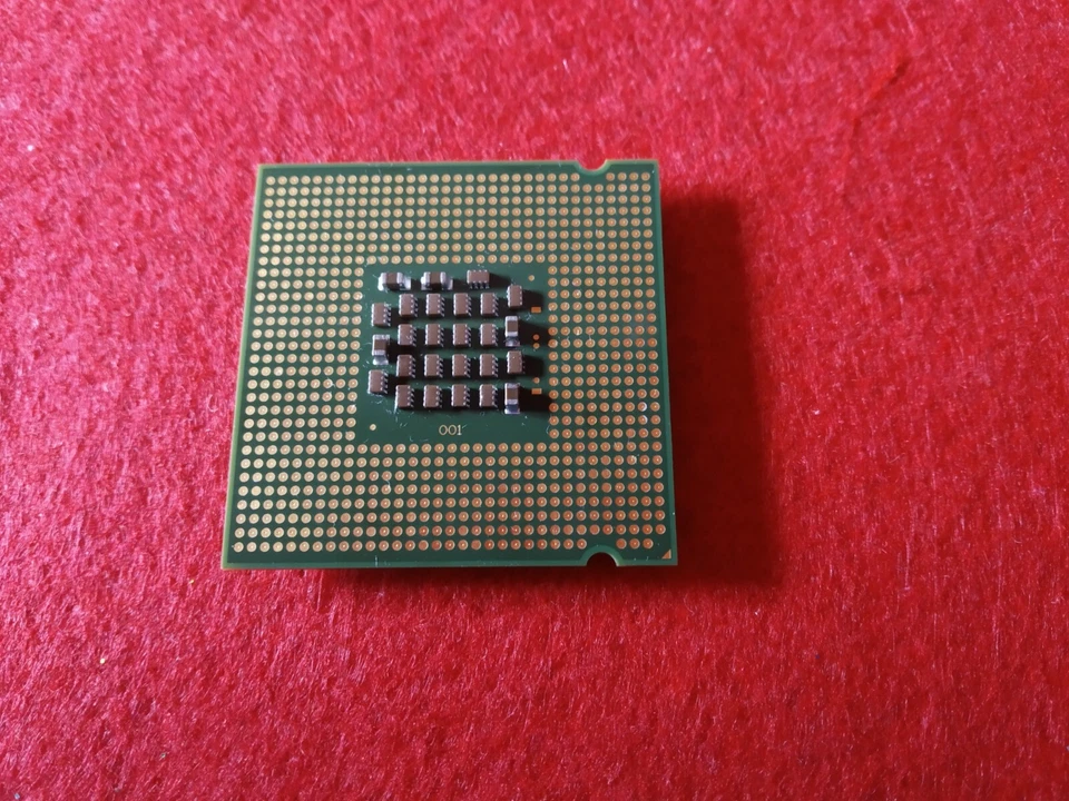 INTEL PENTIUM 4  3,00 GHz LGA 775 1MB CACHE  BUS A 800MHz 64BITS HYPERTRE SL7KK - Imagen 3 de 3