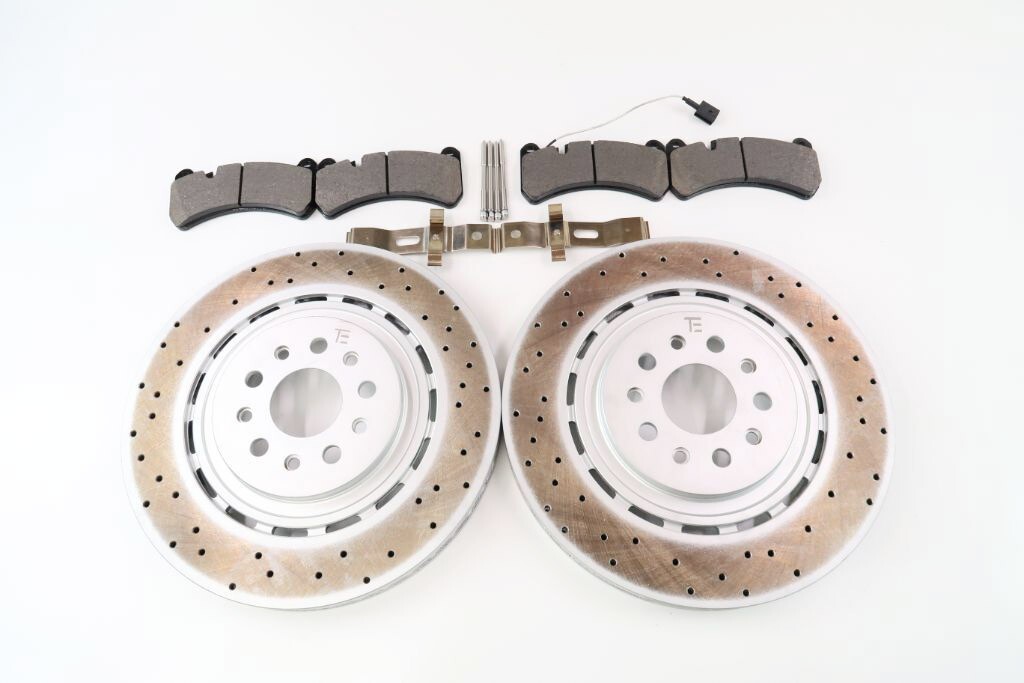Maserati Ghibli Quattroporte front brake pads & rotors 14-2022 #1322