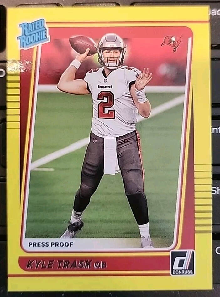 2021 Donruss Rated Rookie Yellow Press Proof #257 Kyle Trask RC, Buccaneers