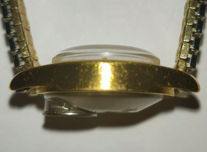 Vintage Timex Electric Ladies Watch SLIDE ON GOLD BAND View 5