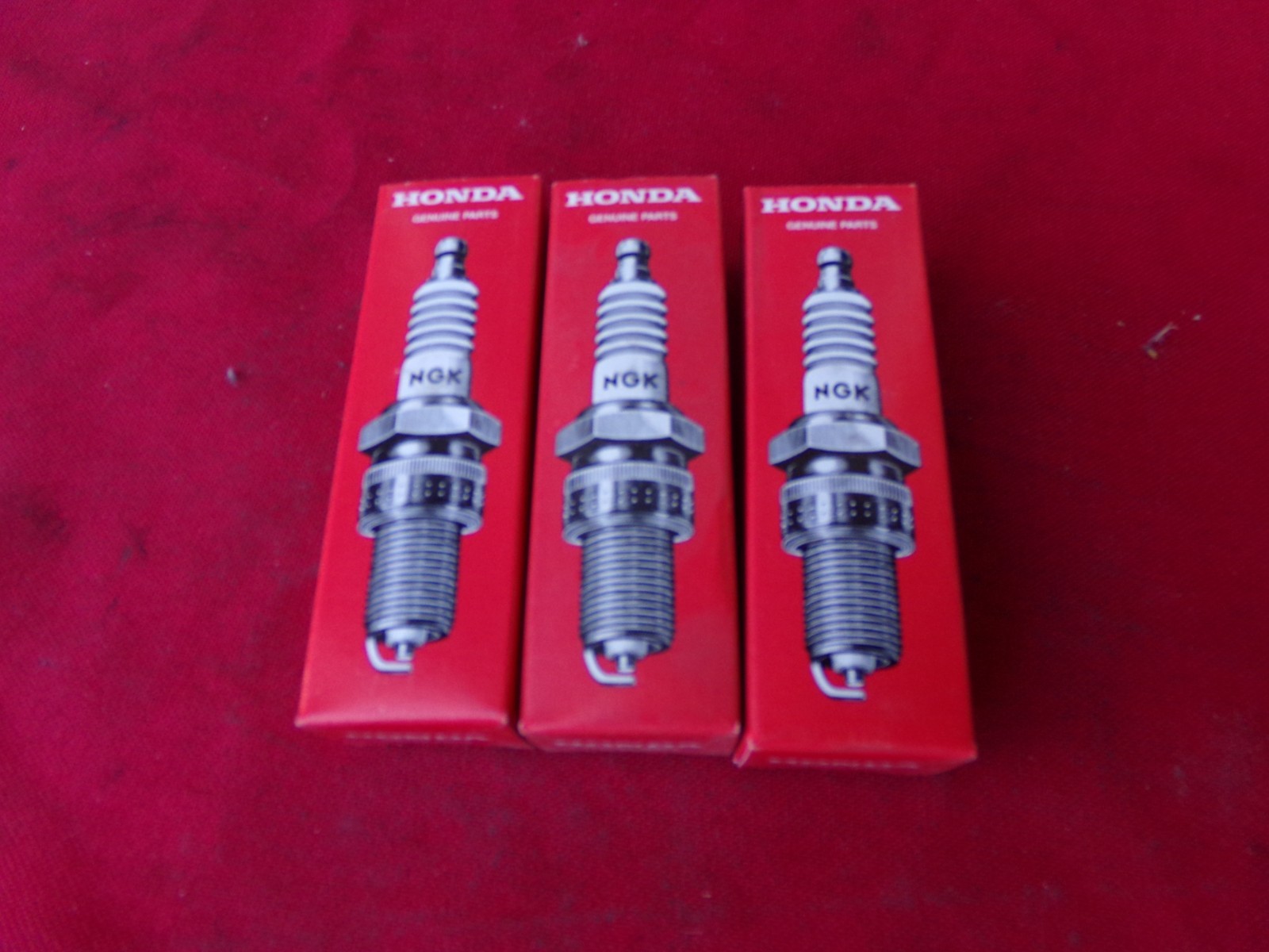 NGK SPARK PLUGS BMR6A HONDA 98073-56744 3 PACK NEW 7421
